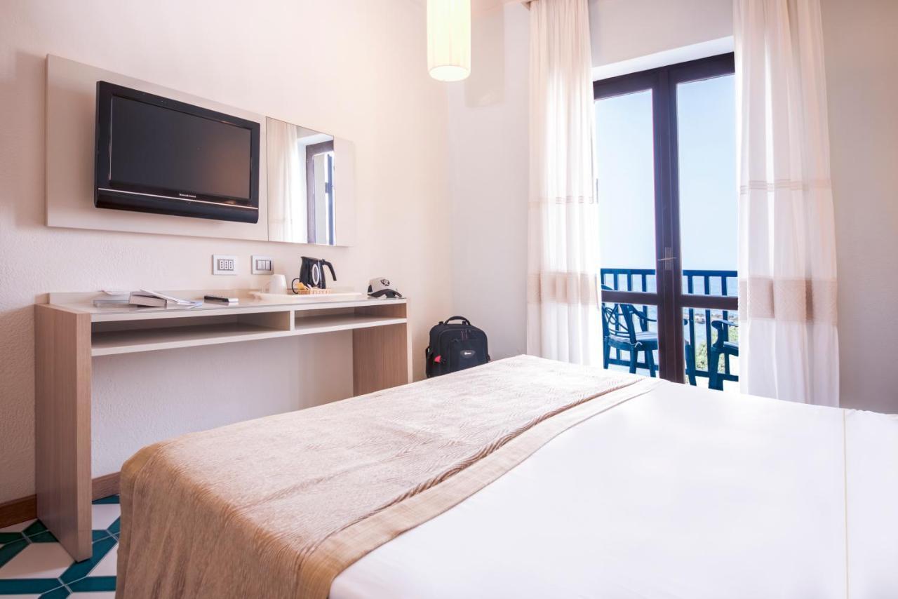 Hotel Calabona Альгеро Екстер'єр фото